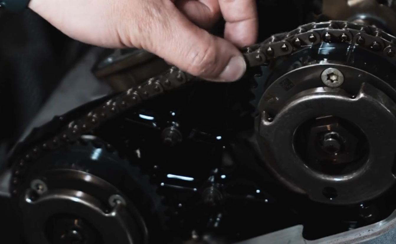 BMW N20 ఇంజిన్ యొక్క టైమింగ్ గొలుసు నిజంగా సాధారణ పున ment స్థాపన అవసరం,